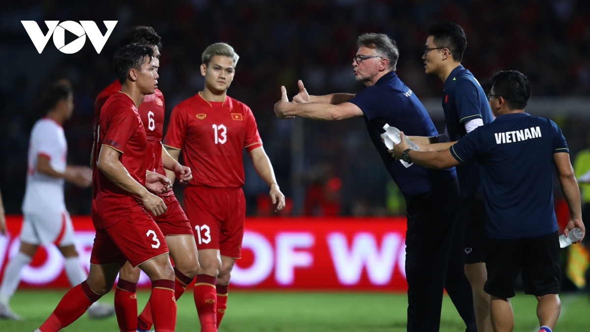ĐT Việt Nam 1-0 Hong Kong (Trung Quốc): Màn ra mắt nhiều vết gợn của thầy Troussier